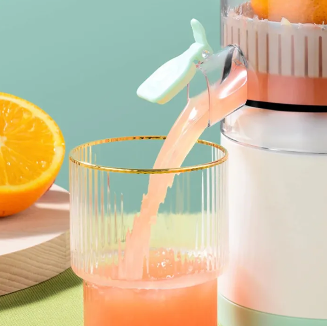 ElectroJuicer™ | Maak Overal Jouw Favoriete Sapjes